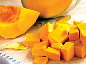 Giải đáp thắc mắc: Ăn bí đỏ nhiều có bị vàng da không?