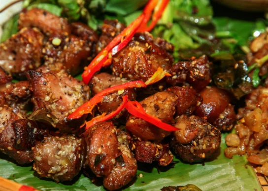 thit lon nuong mac khen dac san
