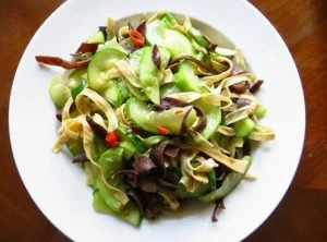 Top 4 món ăn ngon dễ làm từ mộc nhĩ giúp dáng đẹp người thon