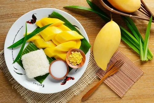 Xôi xoài là món ngon hấp dẫn và không khó để làm