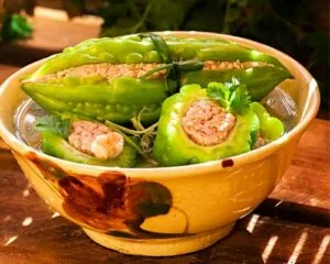 Khám phá cách nấu canh khổ qua nhồi thịt ngon bổ dưỡng không bị đắng