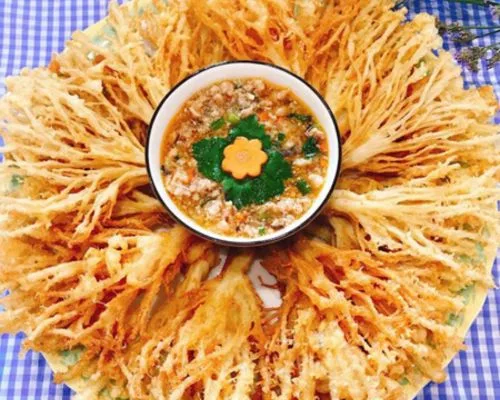 Nấm kim châm chiên trứng