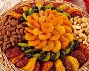 [ Gợi Ý ] Top món ăn vặt ngay Tết không ngán cho bạn đãi khách