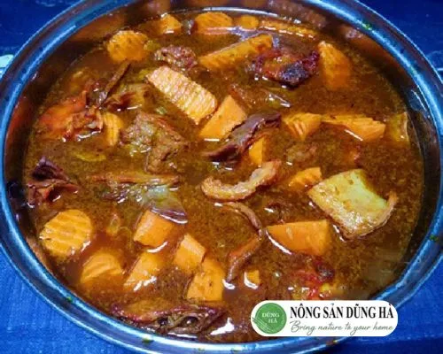 Gân bò kho