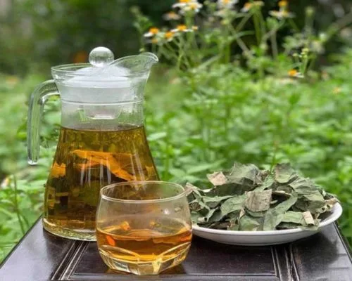 nước lá sen khô