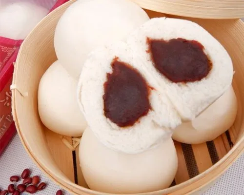 Bánh bao nhân đậu đỏ